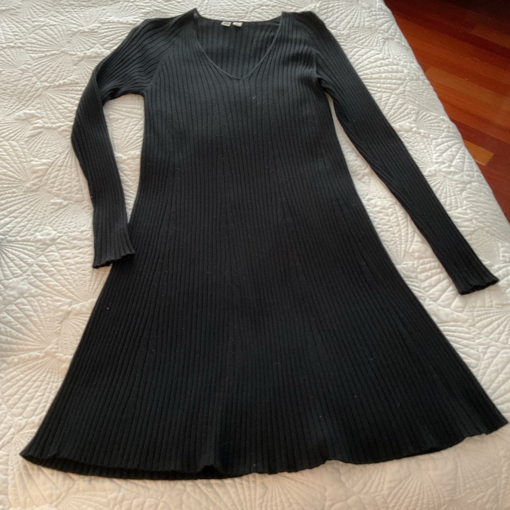 Uniqlo Black Long Sleeve Ribbed Dress